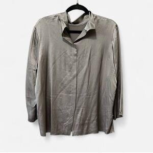 Vince 100% Silk Slip On Blouse. Women’s size Large.